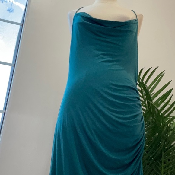 Lovers and Friends Odessa Gown Size: L - Picture 7 of 9